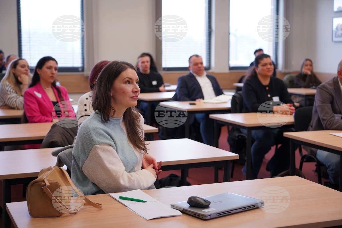 АУБ посреща нова EMBA кохорта от лидери и предприемачи от различни индустрии